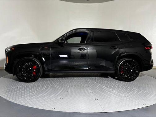 Black Sapphire Metallic 2026 BMW XM LABEL