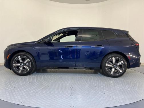 2026 BMW iX xDrive45
