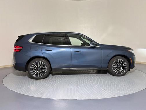 Arctic Race Blue Metallic 2026 BMW X3 30 xDrive