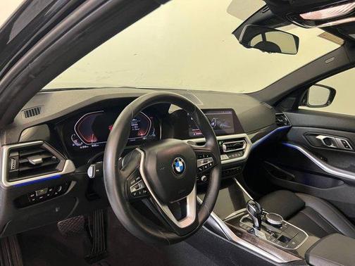 2019 BMW 330 i