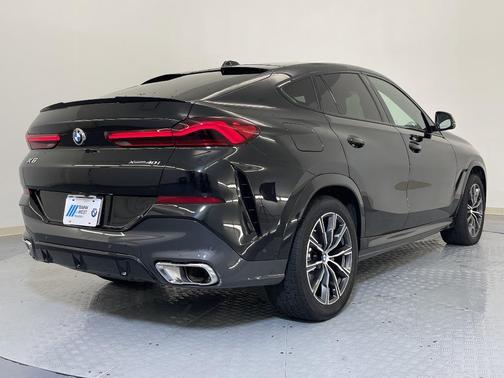 2025 BMW X6 xDrive40i