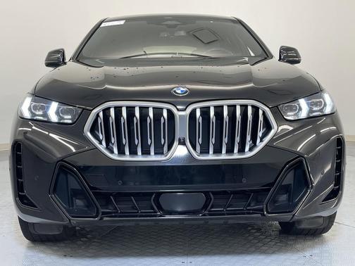 2025 BMW X6 xDrive40i
