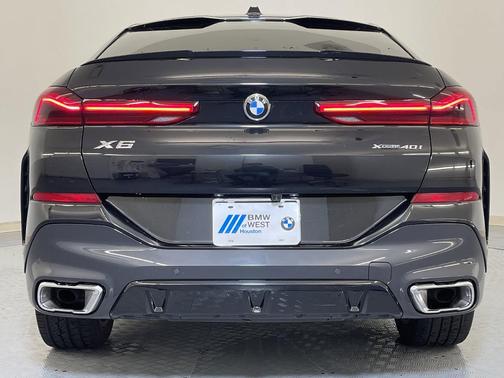2025 BMW X6 xDrive40i