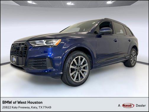 2022 Audi Q7 45 Premium Plus