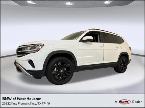 2022 Volkswagen Atlas 3.6L SE w/Technology