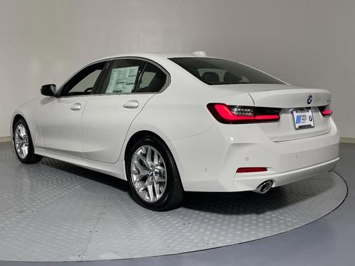 2025 BMW 330 i