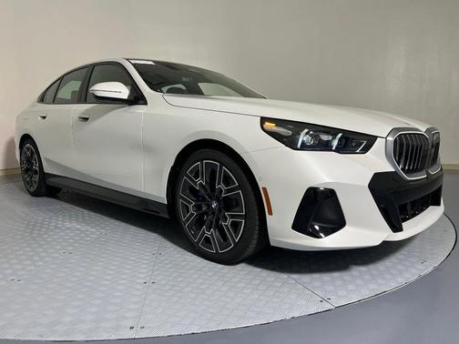 2026 BMW 530 i