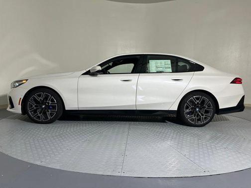 2026 BMW 530 i