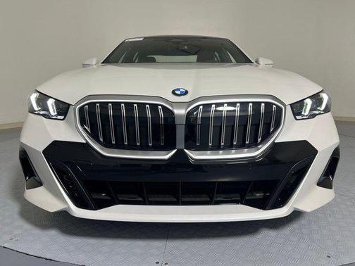 2026 BMW 530 i