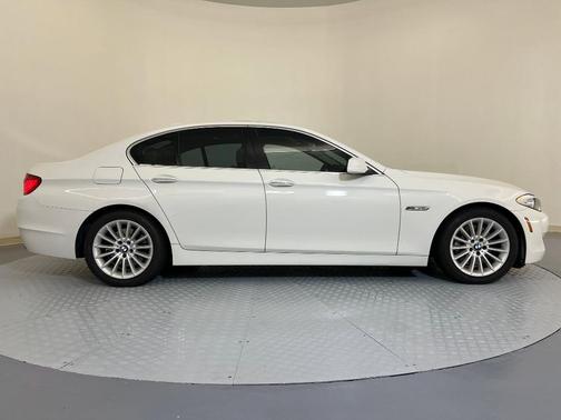 2011 BMW 535 i
