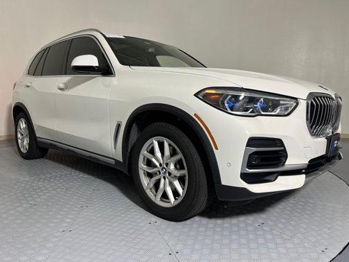 2023 BMW X5 sDrive40i
