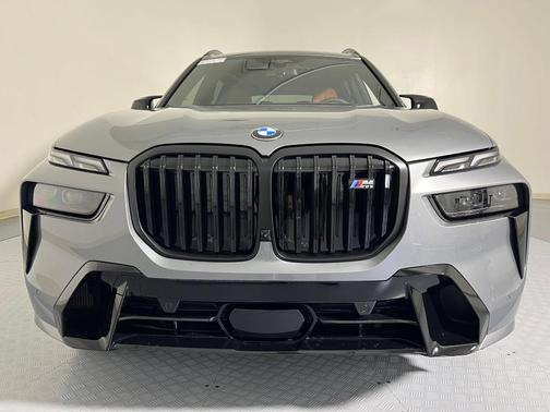 2026 BMW X7 M60i