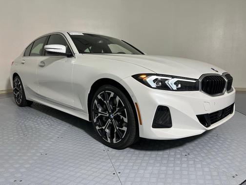 2025 BMW 330 i xDrive