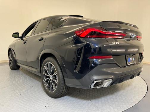 2026 BMW X6 xDrive40i