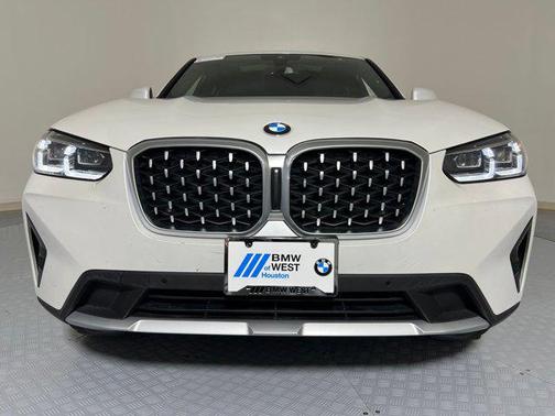 2025 BMW X4 xDrive30i