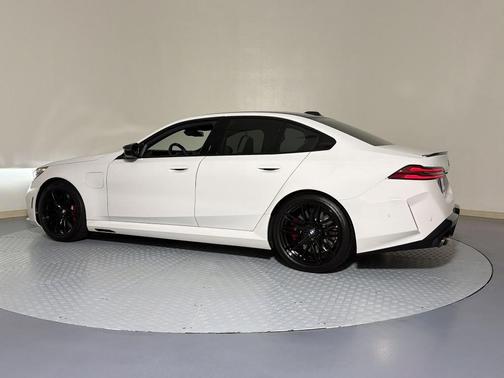 Alpine White 2026 BMW M5 Base