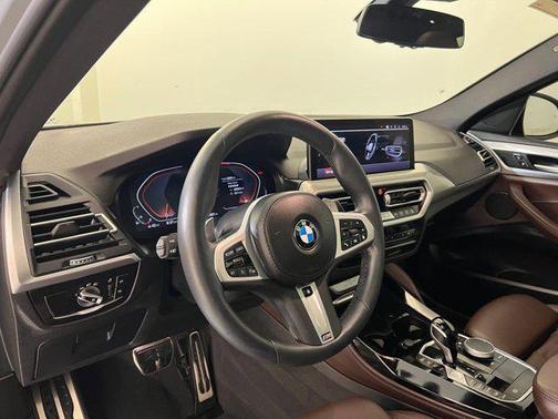 2023 BMW X4 xDrive30i