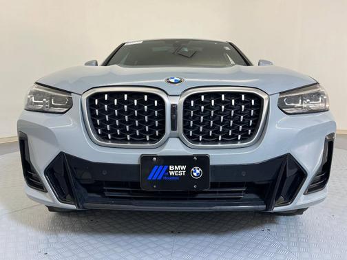 2023 BMW X4 xDrive30i