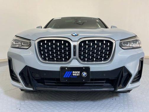 2023 BMW X4 xDrive30i