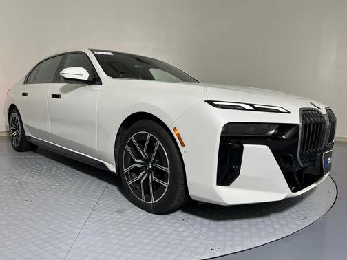 2024 BMW 740 i xDrive