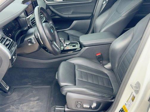 Alpine White 2022 BMW X3 M AWD