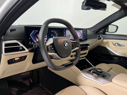 2025 BMW 330 i xDrive