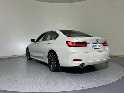 2025 BMW 330 i xDrive