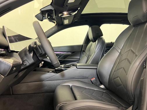 2026 BMW 550e xDrive