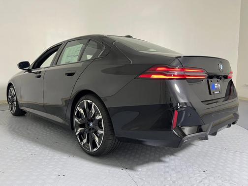2026 BMW 530 i