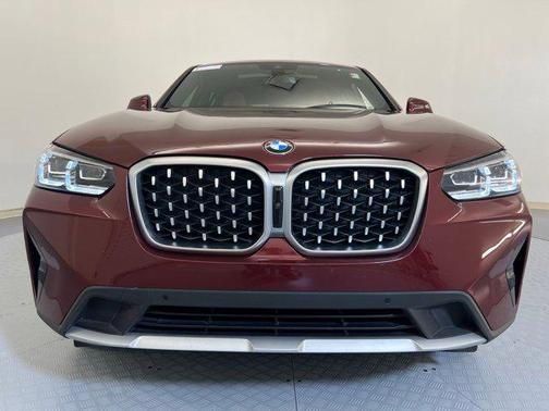 2023 BMW X4 xDrive30i
