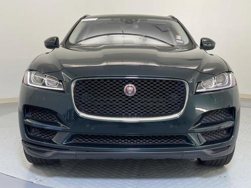 2018 Jaguar F-PACE 25t Premium