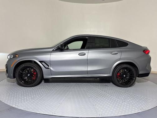 Pure 2027 BMW X6 M Base