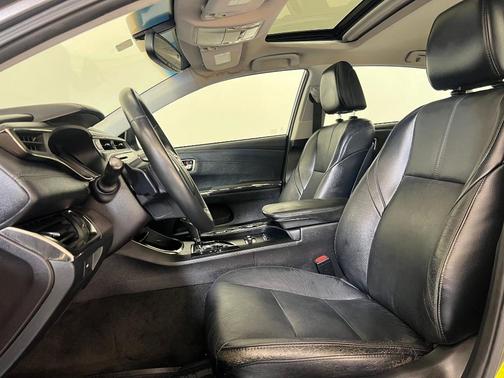 2016 Toyota Avalon XLE