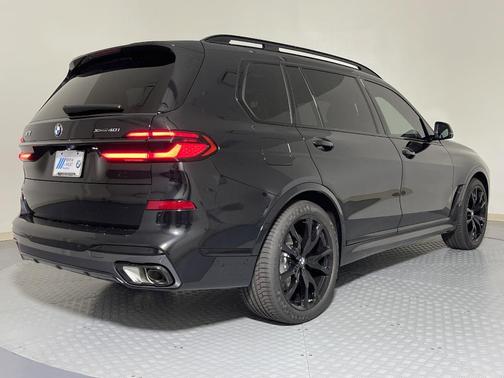 2026 BMW X7 xDrive40i