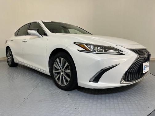 2019 Lexus ES 350 