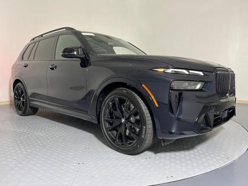 2026 BMW X7 M60i