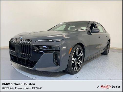 2026 BMW 740 i