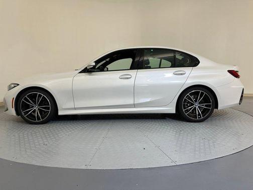 2024 BMW 330 i