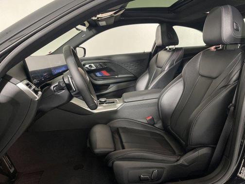 2025 BMW 230 i xDrive
