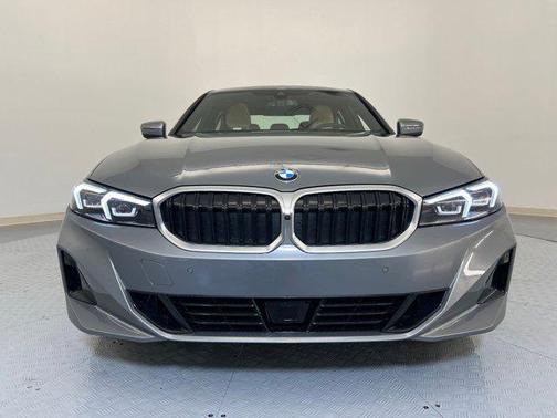 2025 BMW 330 i xDrive