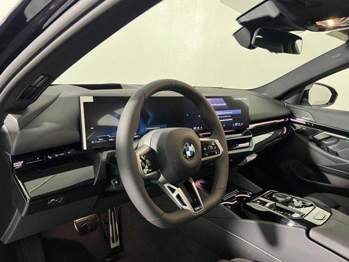 2026 BMW 530 i