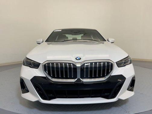 2026 BMW 530 i