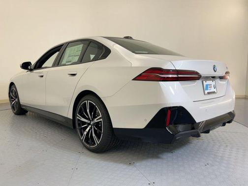 2026 BMW 530 i