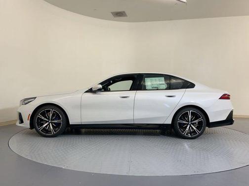 2026 BMW 530 i