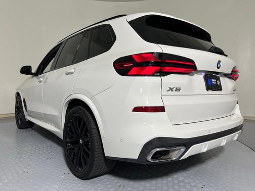 2024 BMW X5 sDrive40i