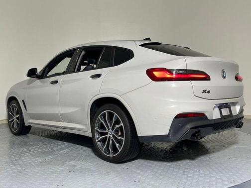 2021 BMW X4 xDrive30i