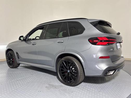 Gray Metallic 2026 BMW X5 sDrive40i