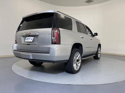 2019 GMC Yukon SLT