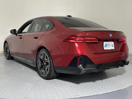 2026 BMW 550e xDrive