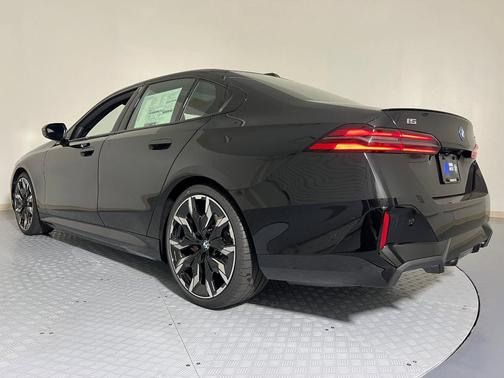 2026 BMW i5 eDrive40